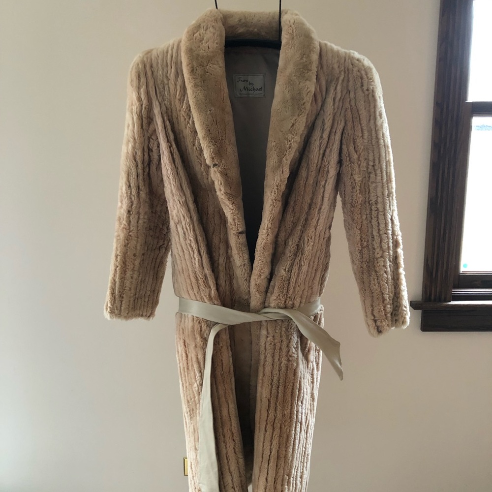 Short Nap Fox Fur Jacket